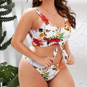 SHEIN Floral White Bikini